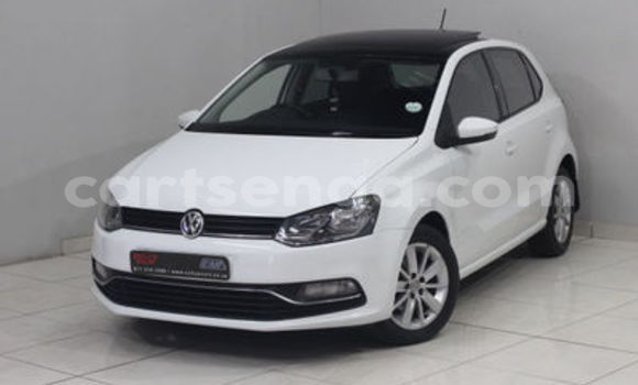 Acheter Occasion Voiture Volkswagen Polo Blanc à Hlatikulu, Shiselweni District