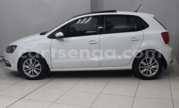 Nunua Ilio tumika Volkswagen Polo White Gari ndani ya Hlatikulu nchini Wilaya ya Shiselweni Nunua Ilio tumika Volkswagen Polo White Gari ndani ya Hlatikulu nchini Wilaya ya Shiselweni