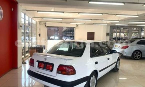 Acheter Occasion Voiture Toyota Corolla Blanc à Big Bend, Lubombo District Acheter Occasion Voiture Toyota Corolla Blanc à Big Bend, Lubombo District