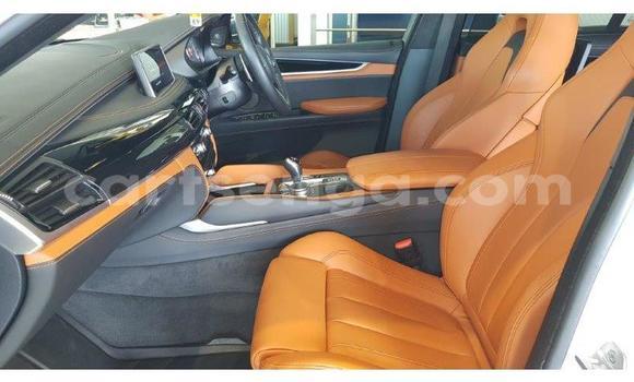 Acheter Occasion Voiture BMW X6 M Blanc à Bulembu, Hhohho Acheter Occasion Voiture BMW X6 M Blanc à Bulembu, Hhohho
