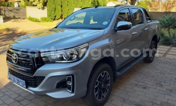 Nunua Ilio tumika Toyota Hilux Silver Gari ndani ya Manzini nchini Manzini Nunua Ilio tumika Toyota Hilux Silver Gari ndani ya Manzini nchini Manzini