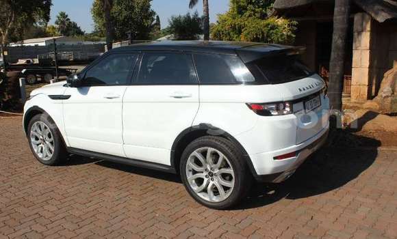 Acheter Occasion Voiture Land Rover Range Rover Vogue Blanc à Mbabane, Manzini Acheter Occasion Voiture Land Rover Range Rover Vogue Blanc à Mbabane, Manzini