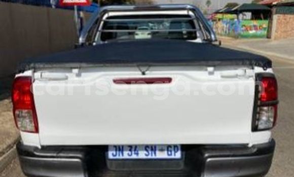 Acheter Occasion Voiture Toyota Hilux Blanc à Manzini, Manzini Acheter Occasion Voiture Toyota Hilux Blanc à Manzini, Manzini