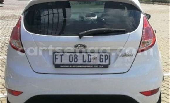 Acheter Occasion Voiture Ford Fiesta Blanc à Mbabane, Manzini Acheter Occasion Voiture Ford Fiesta Blanc à Mbabane, Manzini