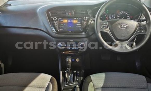 Acheter Occasion Voiture Hyundai i20 Rouge à Manzini, Manzini Acheter Occasion Voiture Hyundai i20 Rouge à Manzini, Manzini