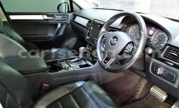 Nunua Ilio tumika Volkswagen Tiguan White Gari ndani ya Manzini nchini Manzini Nunua Ilio tumika Volkswagen Tiguan White Gari ndani ya Manzini nchini Manzini