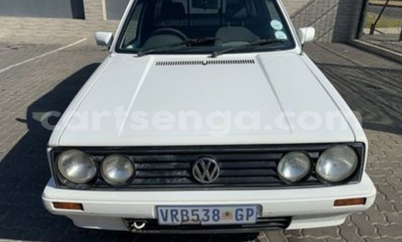 Buy Used Volkswagen Caddy White Car in Manzini in Manzini Buy Used Volkswagen Caddy White Car in Manzini in Manzini