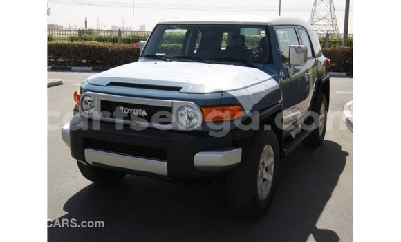 Acheter Import Voiture Toyota FJ Cruiser Bleu à Import - Dubai, Hhohho Acheter Import Voiture Toyota FJ Cruiser Bleu à Import - Dubai, Hhohho