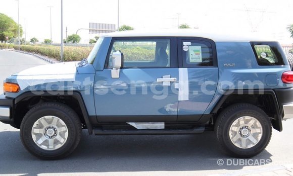 Acheter Import Voiture Toyota FJ Cruiser Bleu à Import - Dubai, Hhohho Acheter Import Voiture Toyota FJ Cruiser Bleu à Import - Dubai, Hhohho
