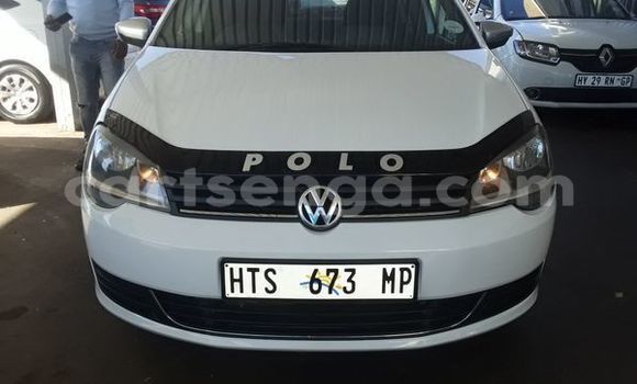 Buy Used Volkswagen Polo White Car in Bulembu in Hhohho Buy Used Volkswagen Polo White Car in Bulembu in Hhohho