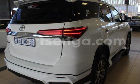 Buy Used Toyota Fortuner White Car in Manzini in Manzini Buy Used Toyota Fortuner White Car in Manzini in Manzini
