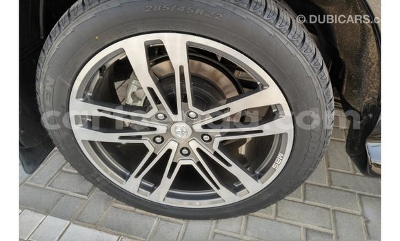 Nunua Imported Toyota Land Cruiser Black Gari ndani ya Import - Dubai nchini Hhohho Nunua Imported Toyota Land Cruiser Black Gari ndani ya Import - Dubai nchini Hhohho