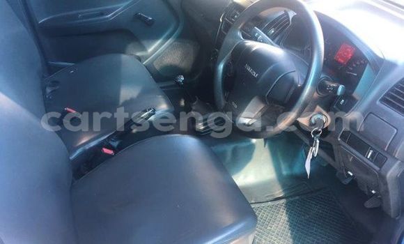 Acheter Occasion Voiture Isuzu KB Bleu à Bhunya, Manzini Acheter Occasion Voiture Isuzu KB Bleu à Bhunya, Manzini