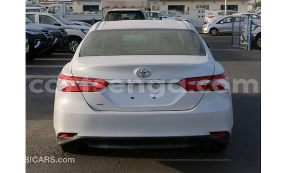 Acheter Import Voiture Toyota Camry Blanc à Import - Dubai, Hhohho Acheter Import Voiture Toyota Camry Blanc à Import - Dubai, Hhohho