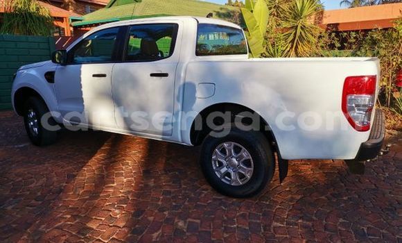 Acheter Occasion Voiture Ford Ranger Blanc à Big Bend, Lubombo District Acheter Occasion Voiture Ford Ranger Blanc à Big Bend, Lubombo District