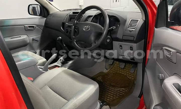 Acheter Occasion Voiture Toyota Hilux Rouge à Mbabane, Manzini Acheter Occasion Voiture Toyota Hilux Rouge à Mbabane, Manzini