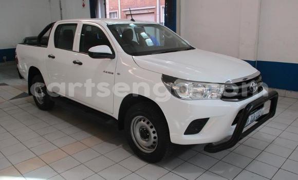 Acheter Occasion Voiture Toyota Hilux Blanc à Mbabane, Manzini Acheter Occasion Voiture Toyota Hilux Blanc à Mbabane, Manzini