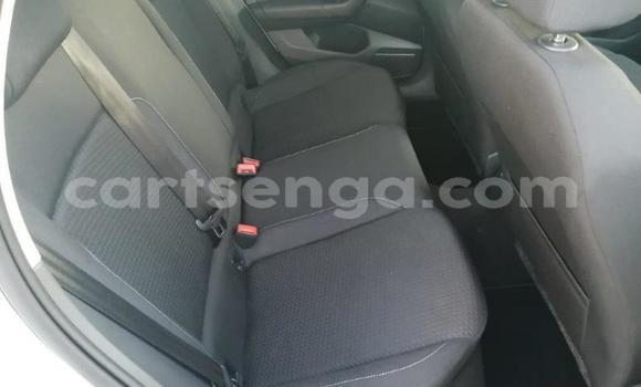 Nunua Ilio tumika Volkswagen Polo White Gari ndani ya Manzini nchini Manzini Nunua Ilio tumika Volkswagen Polo White Gari ndani ya Manzini nchini Manzini