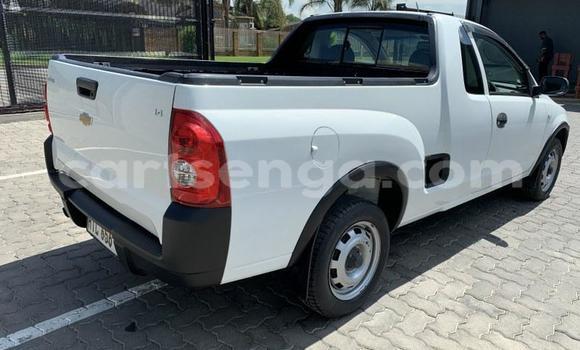 Nunua Ilio tumika Opel Corsa White Gari ndani ya Ezulwini nchini Hhohho Nunua Ilio tumika Opel Corsa White Gari ndani ya Ezulwini nchini Hhohho