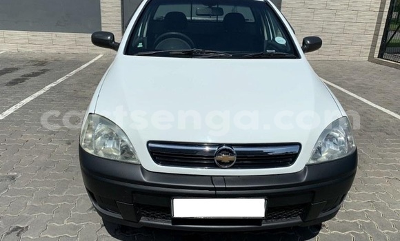 Nunua Ilio tumika Opel Corsa White Gari ndani ya Ezulwini nchini Hhohho Nunua Ilio tumika Opel Corsa White Gari ndani ya Ezulwini nchini Hhohho