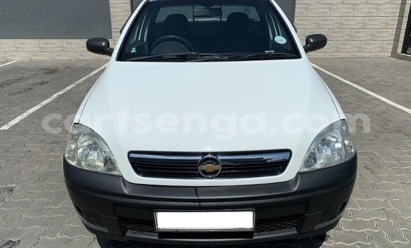 Nunua Ilio tumika Opel Corsa White Gari ndani ya Ezulwini nchini Hhohho Nunua Ilio tumika Opel Corsa White Gari ndani ya Ezulwini nchini Hhohho