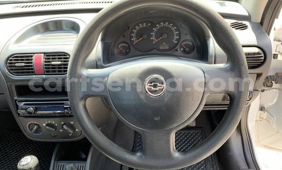 Nunua Ilio tumika Opel Corsa White Gari ndani ya Ezulwini nchini Hhohho Nunua Ilio tumika Opel Corsa White Gari ndani ya Ezulwini nchini Hhohho