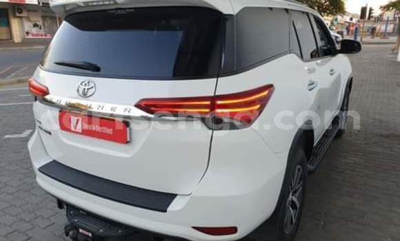 Buy Used Toyota Fortuner White Car in Big Bend in Lubombo Buy Used Toyota Fortuner White Car in Big Bend in Lubombo