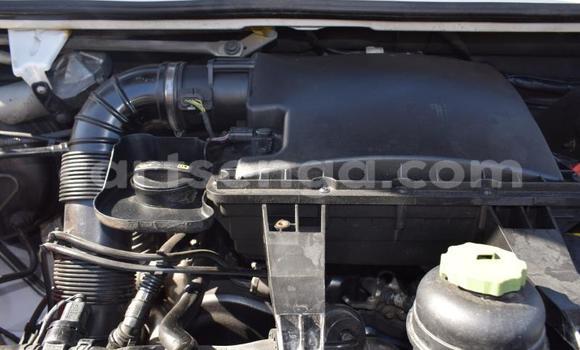 Nunua Ilio tumika Volkswagen Transporter White Gari ndani ya Manzini nchini Manzini