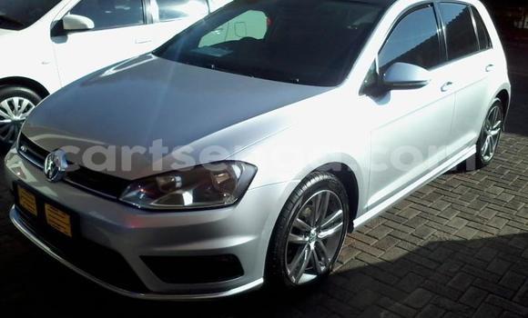 Nunua Ilio tumika Volkswagen Golf R Silver Gari ndani ya Manzini nchini Manzini Nunua Ilio tumika Volkswagen Golf R Silver Gari ndani ya Manzini nchini Manzini