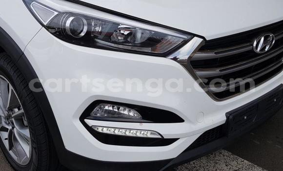 Nunua Ilio tumika Hyundai Tucson White Gari ndani ya Manzini nchini Manzini Nunua Ilio tumika Hyundai Tucson White Gari ndani ya Manzini nchini Manzini