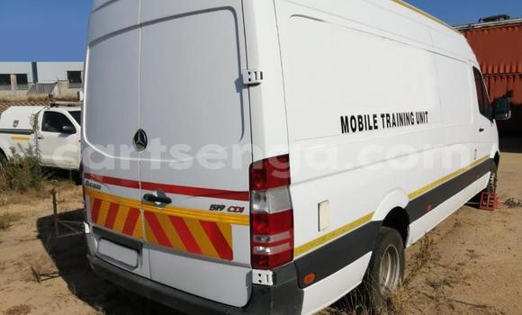 Acheter Occasion Voiture Mercedes‒Benz Esprit Blanc à Manzini, Manzini Acheter Occasion Voiture Mercedes‒Benz Esprit Blanc à Manzini, Manzini