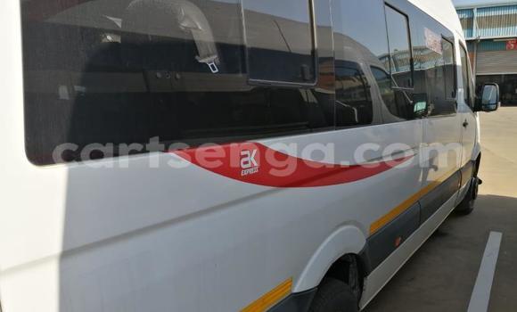 Acheter Occasion Voiture Mercedes‒Benz Esprit Blanc à Manzini, Manzini Acheter Occasion Voiture Mercedes‒Benz Esprit Blanc à Manzini, Manzini