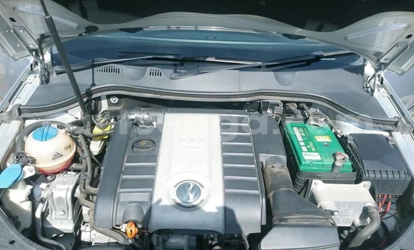 Nunua Ilio tumika Volkswagen Passat Silver Gari ndani ya Manzini nchini Manzini Nunua Ilio tumika Volkswagen Passat Silver Gari ndani ya Manzini nchini Manzini