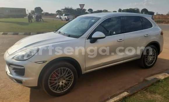 Acheter Occasion Voiture Porsche Cayenne Gris à Manzini, Manzini Acheter Occasion Voiture Porsche Cayenne Gris à Manzini, Manzini