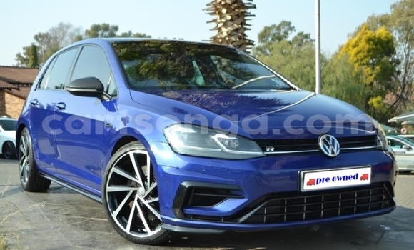 Nunua Ilio tumika Volkswagen Golf R Blue Gari ndani ya Manzini nchini Manzini Nunua Ilio tumika Volkswagen Golf R Blue Gari ndani ya Manzini nchini Manzini