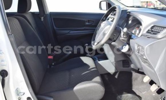 Buy Used Toyota Avanza White Car in Ezulwini in Hhohho Buy Used Toyota Avanza White Car in Ezulwini in Hhohho