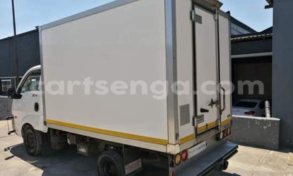 Buy Used Kia K3 White Car in Manzini in Manzini Buy Used Kia K3 White Car in Manzini in Manzini