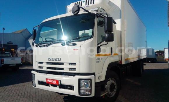 Acheter Occasion Voiture Isuzu KB Blanc à Manzini, Manzini