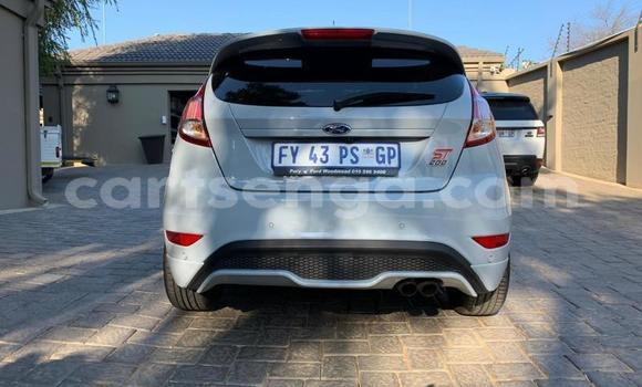 Nunua Ilio tumika Ford Fiesta ST Silver Gari ndani ya Ezulwini nchini Hhohho Nunua Ilio tumika Ford Fiesta ST Silver Gari ndani ya Ezulwini nchini Hhohho
