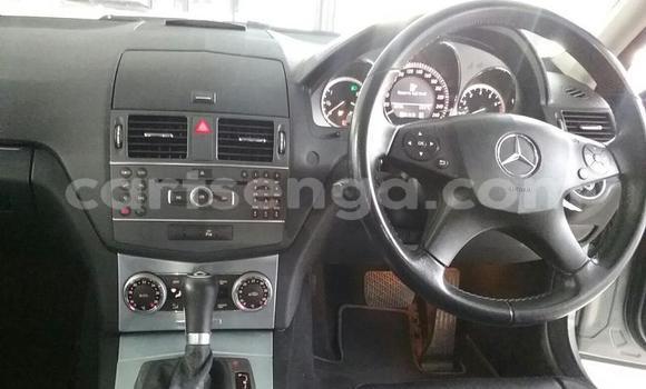 Buy Used Mercedes‒Benz C–Class Silver Car in Hluti in Shiselweni District Buy Used Mercedes‒Benz C–Class Silver Car in Hluti in Shiselweni District