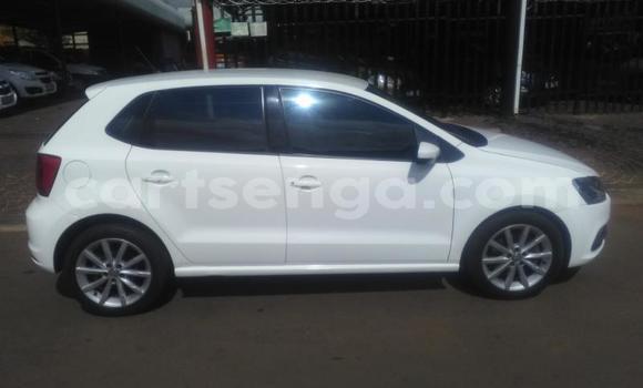 Acheter Occasion Voiture Volkswagen Polo Blanc à Ezulwini, Hhohho Acheter Occasion Voiture Volkswagen Polo Blanc à Ezulwini, Hhohho