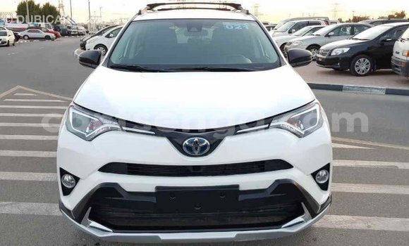 Buy Import Toyota RAV4 White Car in Import - Dubai in Hhohho Buy Import Toyota RAV4 White Car in Import - Dubai in Hhohho