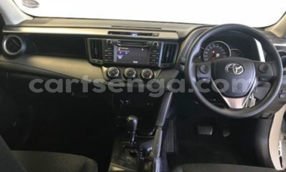 Acheter Occasion Voiture Toyota RAV4 Blanc à Ezulwini, Hhohho Acheter Occasion Voiture Toyota RAV4 Blanc à Ezulwini, Hhohho