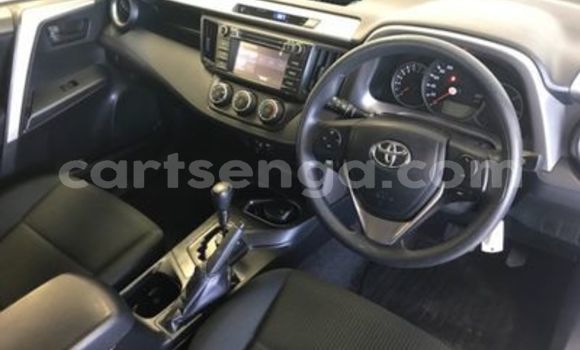 Acheter Occasion Voiture Toyota RAV4 Blanc à Ezulwini, Hhohho Acheter Occasion Voiture Toyota RAV4 Blanc à Ezulwini, Hhohho