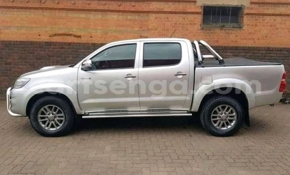 Nunua Ilio tumika Toyota Hilux Silver Gari ndani ya Manzini nchini Manzini Nunua Ilio tumika Toyota Hilux Silver Gari ndani ya Manzini nchini Manzini