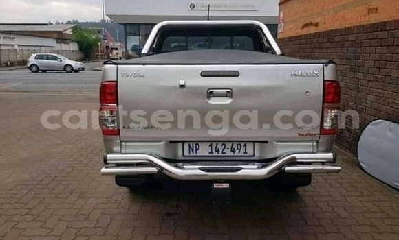 Nunua Ilio tumika Toyota Hilux Silver Gari ndani ya Manzini nchini Manzini Nunua Ilio tumika Toyota Hilux Silver Gari ndani ya Manzini nchini Manzini