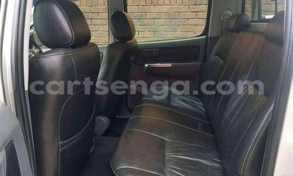 Nunua Ilio tumika Toyota Hilux Silver Gari ndani ya Manzini nchini Manzini Nunua Ilio tumika Toyota Hilux Silver Gari ndani ya Manzini nchini Manzini