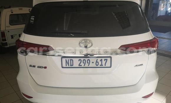 Acheter Occasion Voiture Toyota Fortuner Blanc à Mbabane, Manzini Acheter Occasion Voiture Toyota Fortuner Blanc à Mbabane, Manzini