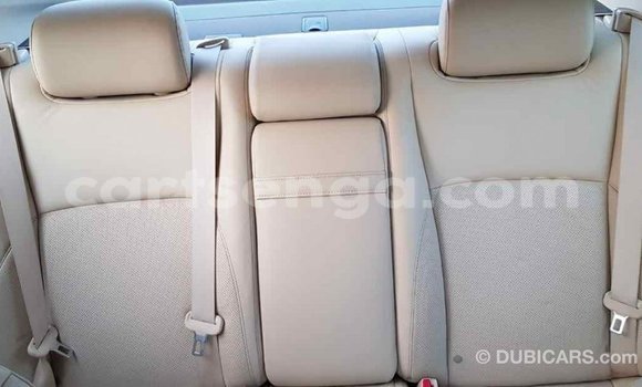 Buy Import Lexus ES White Car in Import - Dubai in Hhohho Buy Import Lexus ES White Car in Import - Dubai in Hhohho