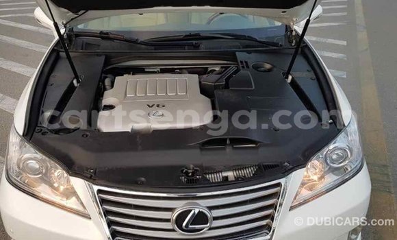 Buy Import Lexus ES White Car in Import - Dubai in Hhohho Buy Import Lexus ES White Car in Import - Dubai in Hhohho